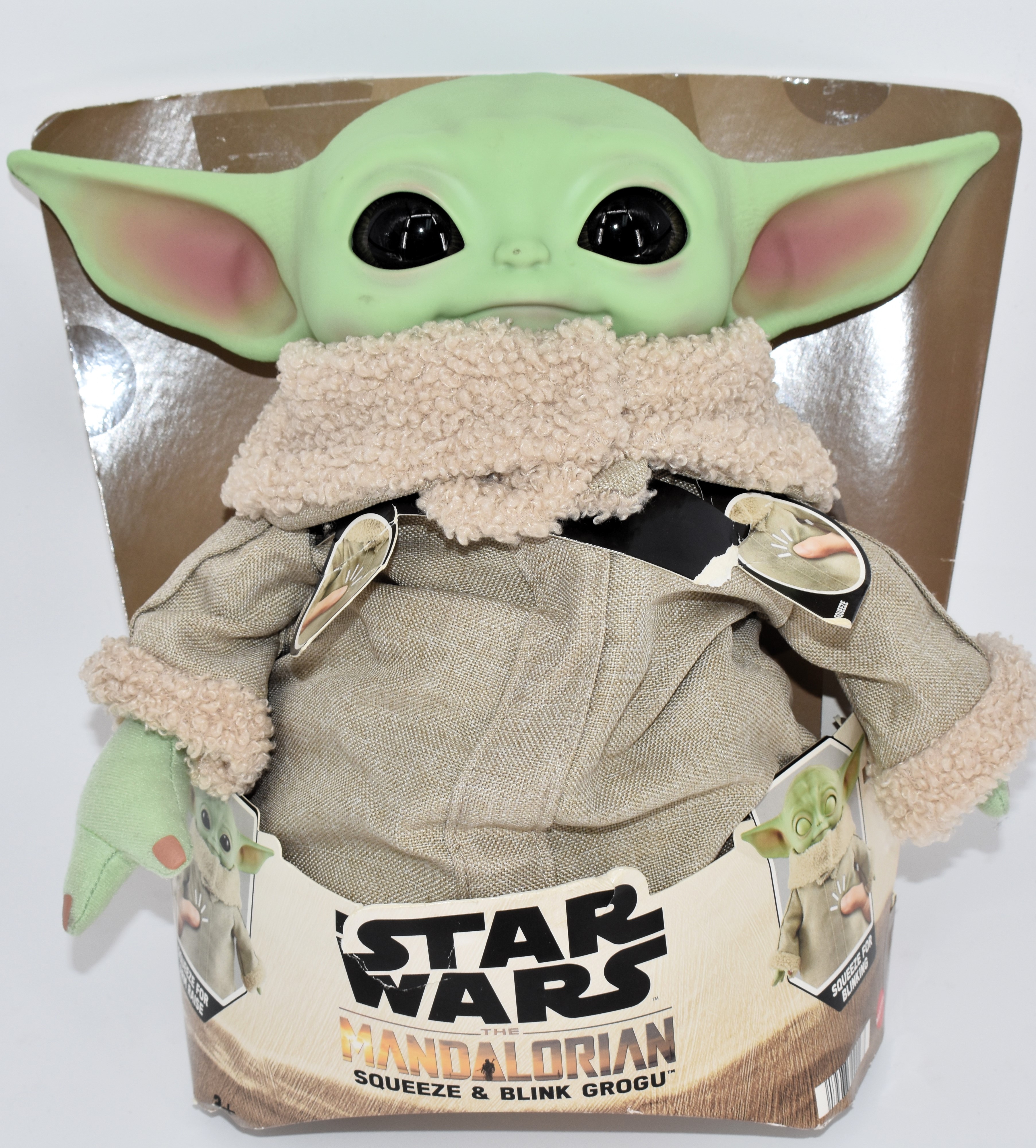 Star Wars The Mandalorian Squeeze & Blink Grogu