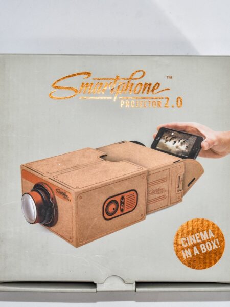 Smart phone projector